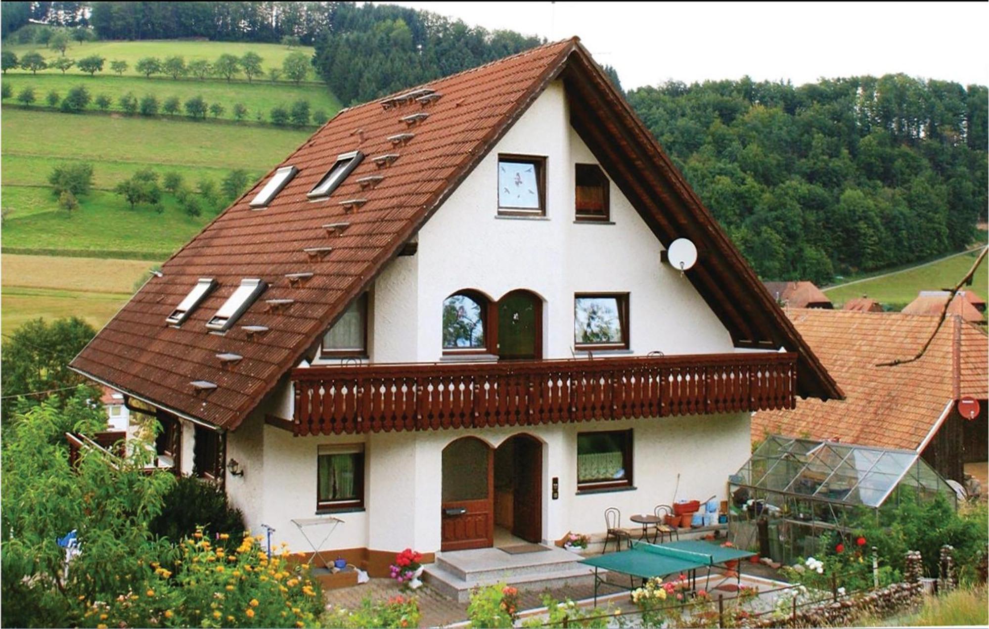 2 Bedroom Awesome Apartment In Welschensteinach Экстерьер фото